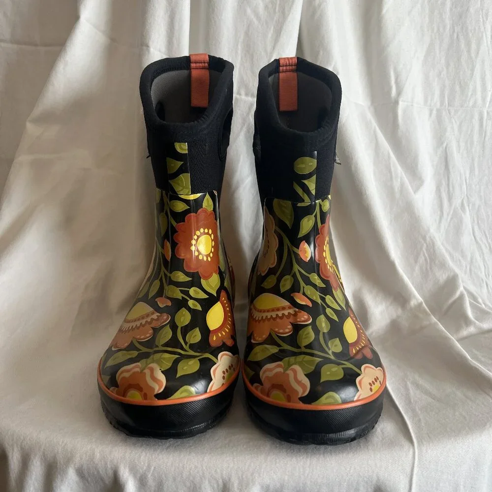 Women's BOGS Boots - Picture 3 of 6